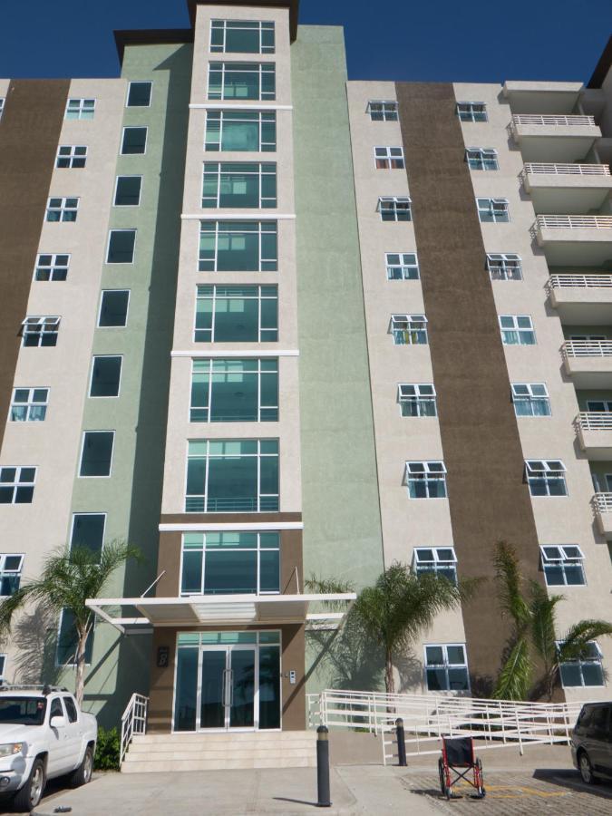 Apartamento Crieffe Views At The Lofts Kingston Exterior foto